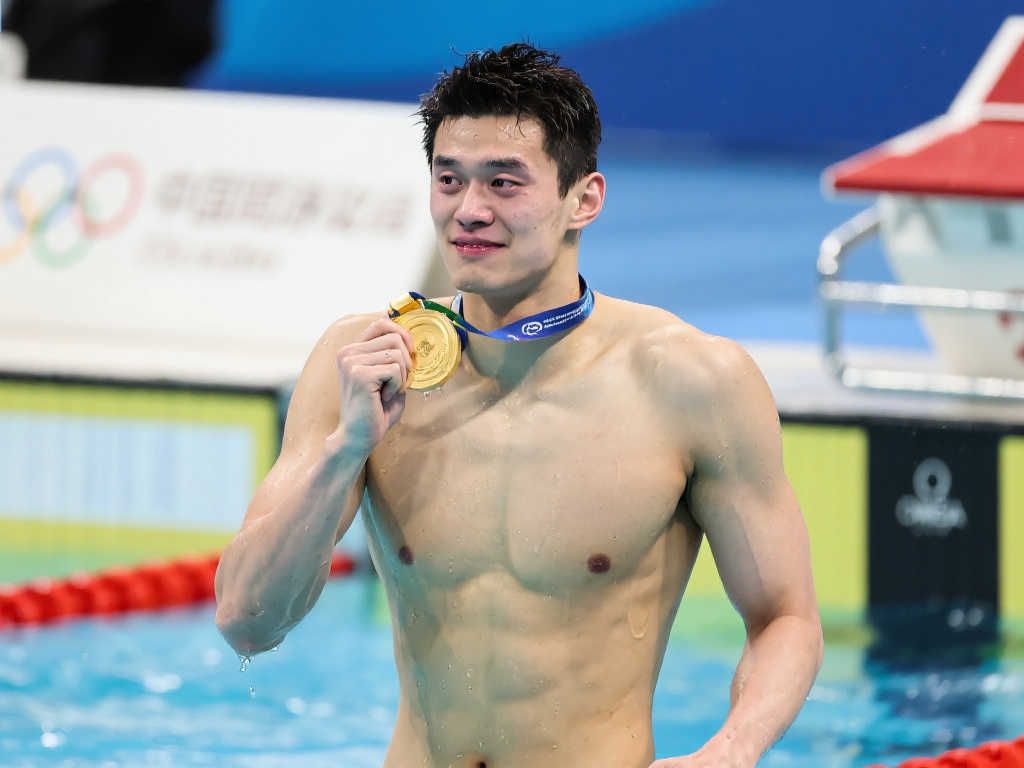 2024游泳回顾②:潘展乐崛起“世界飞鱼”,致敬泳坛前辈 2024游泳回顾②:潘展乐崛起“世界飞鱼”,致敬泳坛前辈